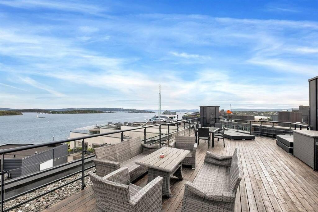 Tjuvholmen / Aker Brygge - Most Expensive Area In Oslo! Apartment Bagian luar foto